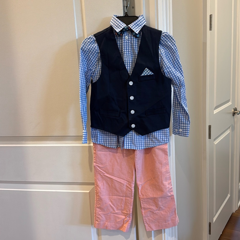Boys 4 piece suit size 7
